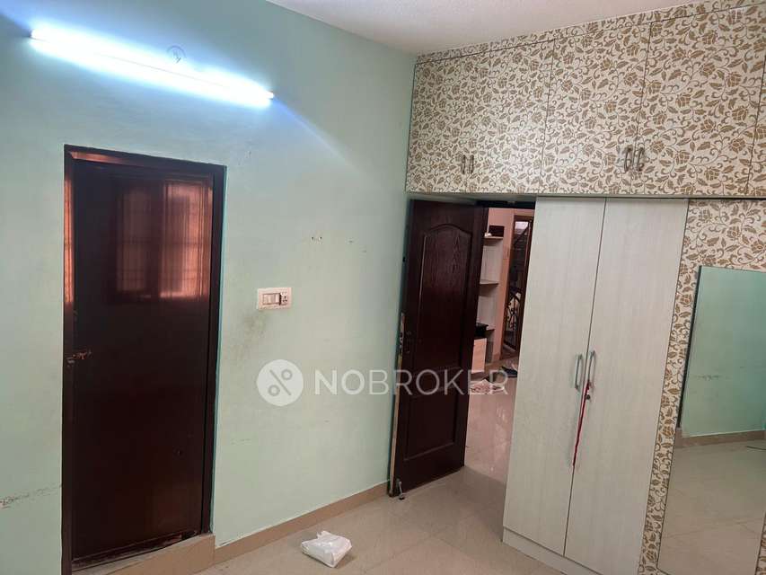 2 BHK Flat In Om Shakthi Apartments Gopal Nagal 3rd Cross Street for Rent  In Nanmangalam