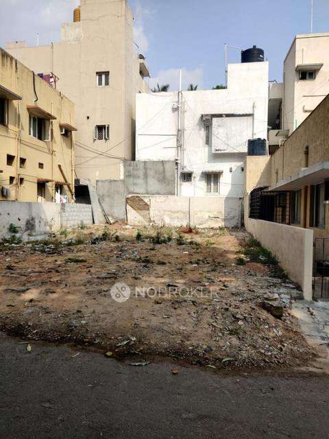 Shop in Basaweshwara Nagar, Bangalore for sale 