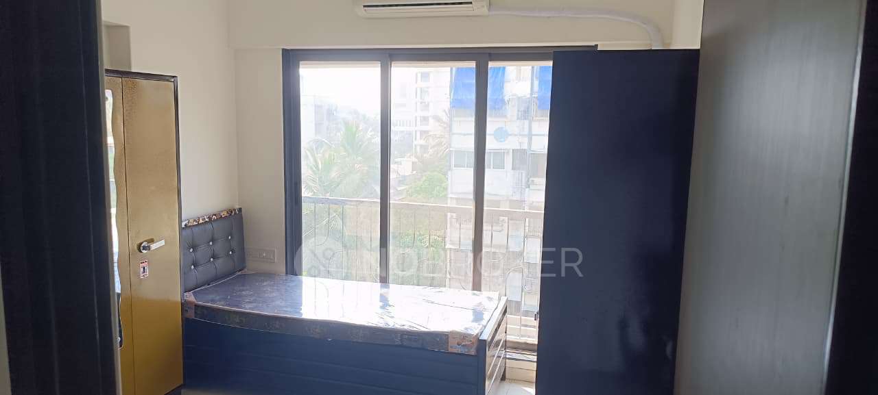 PG for Boys in Marol Metro Station