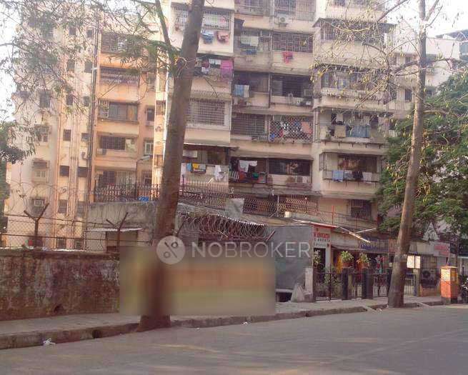 1 BHK Flat In Dwarkesh Park For Sale  In  Borivali West