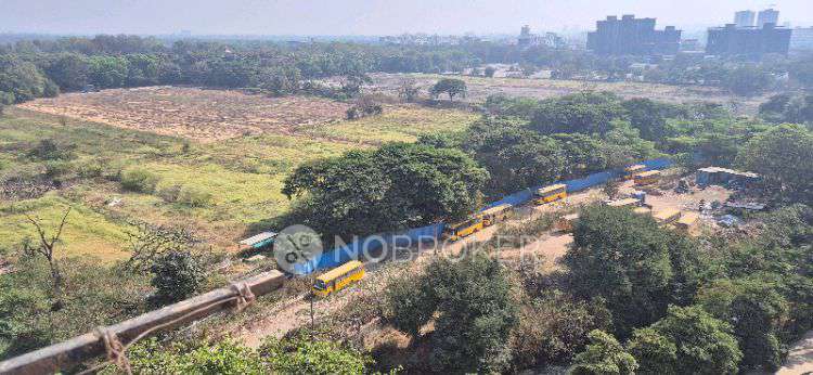 Single Room for Female In 3 BHK  In Ganga Skies Housing Society In Pimpri-chinchwad,