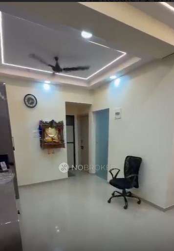 1 BHK Flat In Arihant Tower Old Deen Building For Sale  In Lower Parel