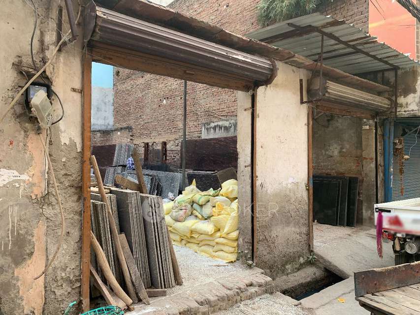 Plot For Sale  In Jagat Puri