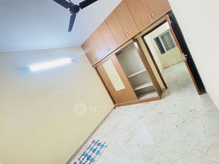 1 BHK Flat In Vinayaka Layout for Rent  In Electronic City