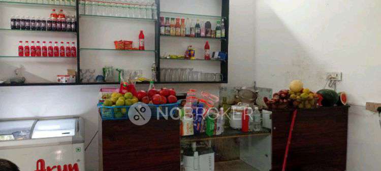 Shop in Varadharajapuram Toll Plaza Ba, Chennai for sale 