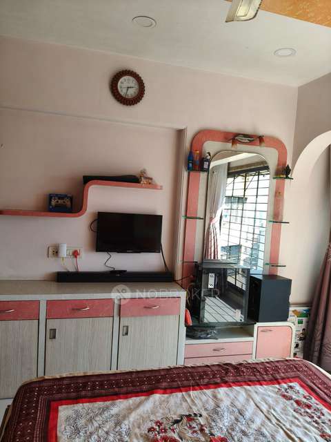 2 BHK Flat In Upvan Tower, Malad East For Sale  In Malad East