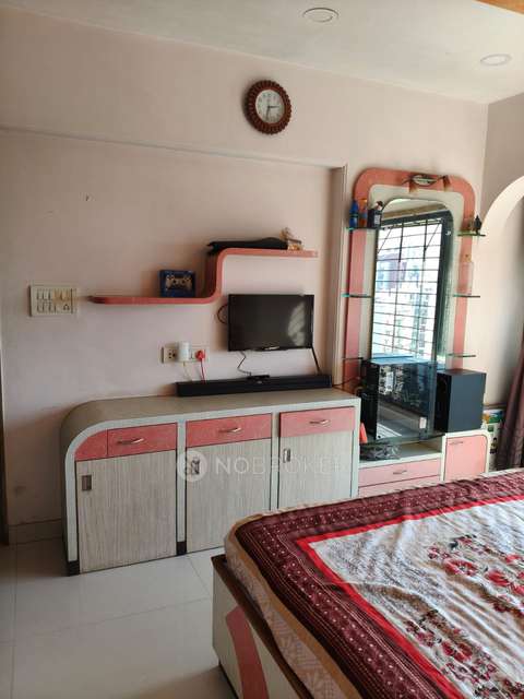 2 BHK Flat In Upvan Tower, Malad East For Sale  In Malad East