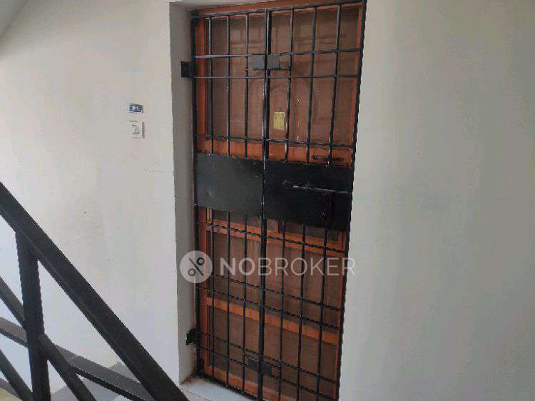 1 BHK Flat In Sai Harie Apartments For Sale  In V5qq+whx, 7th Cross St, Sithalapakkam, Chennai, Tamil Nadu 600131, India