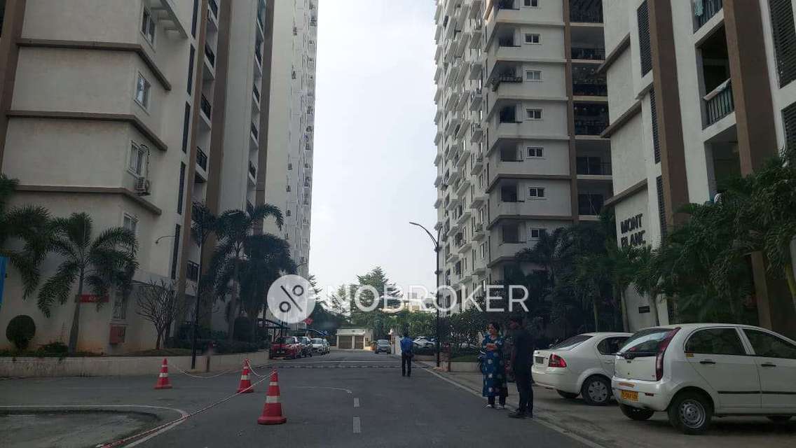 3 BHK Flat In Smr Vinay Iconia, Kondapur for Rent  In Smr Vinay Iconia