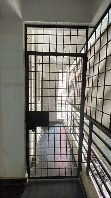 1 RK Flat In Isiri Building for Rent  In Isiri Building