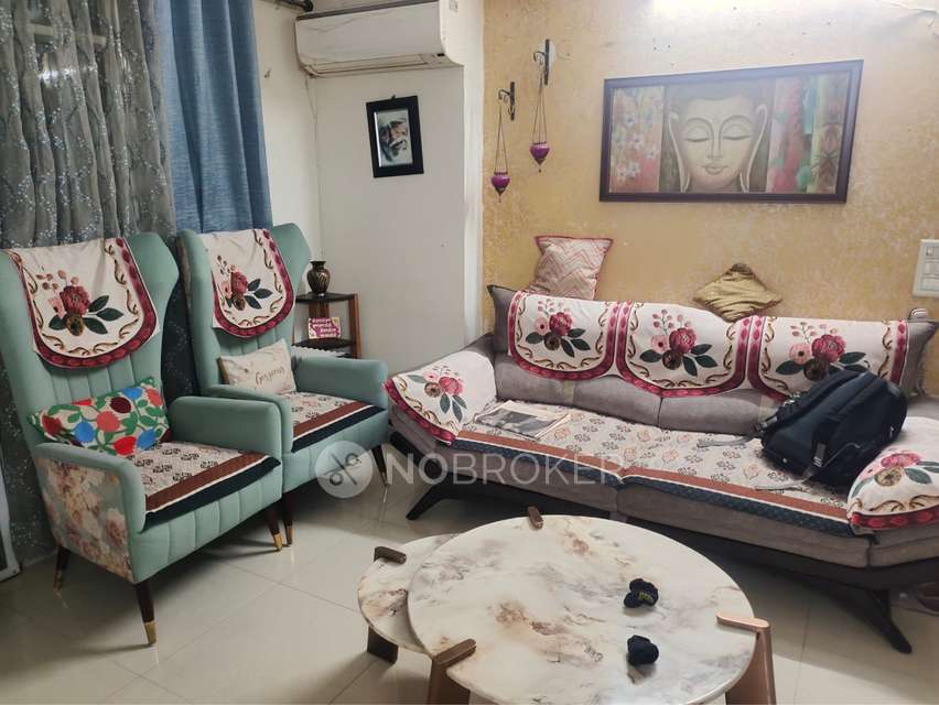3 BHK Flat In Prateek Laurel for Rent  In Sector 120