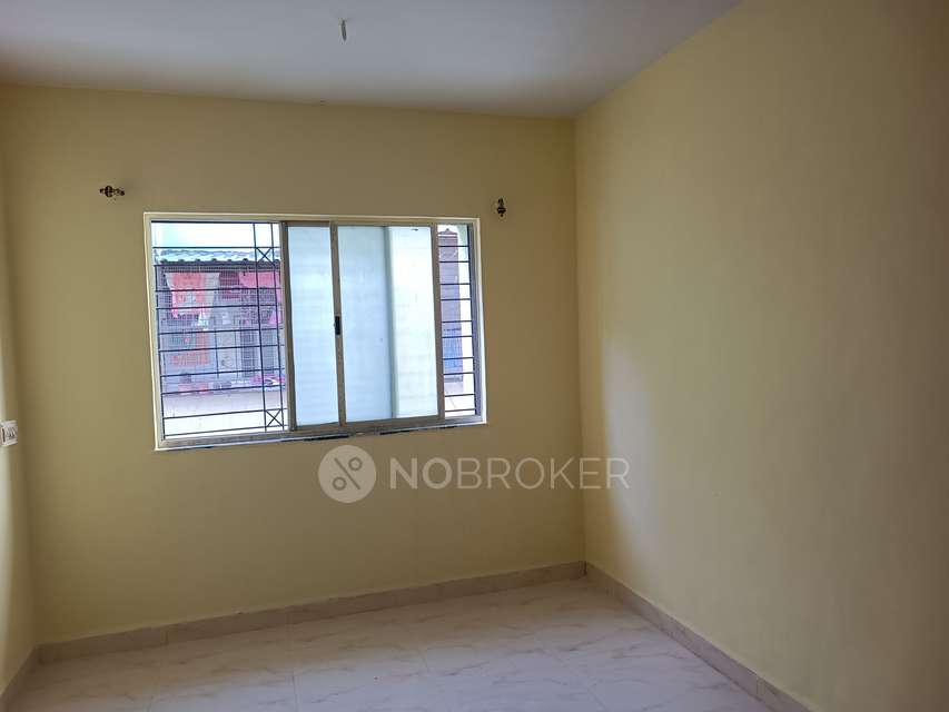 2 BHK Flat In Vaibhav Nagar Society for Rent  In Pimpri Colony