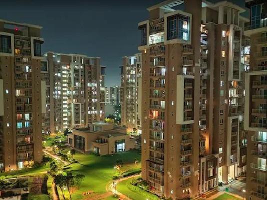 4+ BHK Flat In Emaar Palm Gardens For Sale  In Sector 83