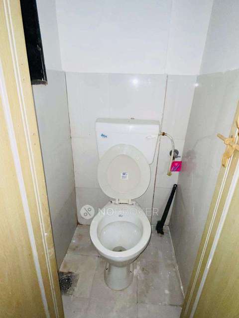 1 BHK Flat In Standalone Building  for Rent  In  Shivajinagar