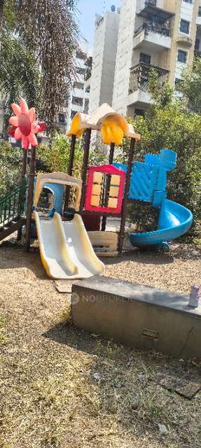 2 BHK Flat In Swapnalok For Sale  In Hadapsar