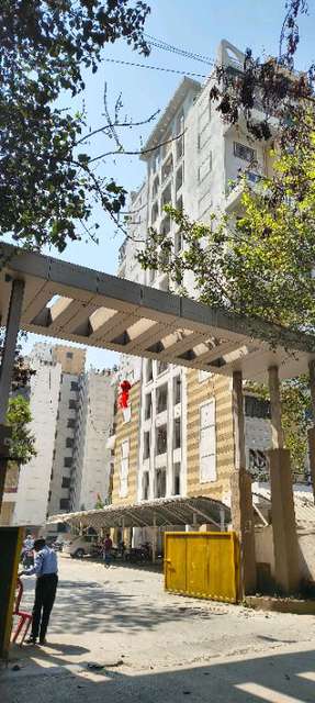 2 BHK Flat In Swapnalok For Sale  In Hadapsar