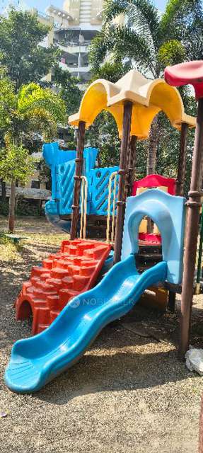 2 BHK Flat In Swapnalok For Sale  In Hadapsar