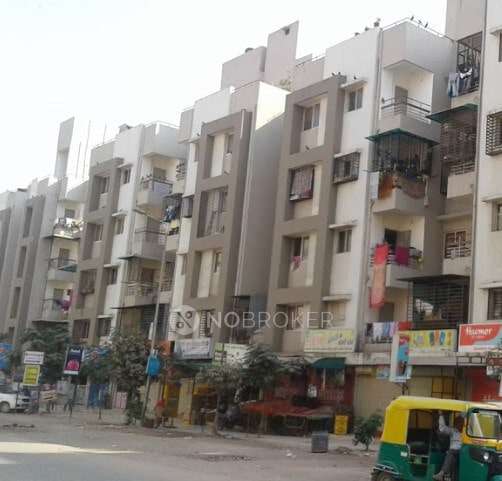 Shared Room for Male In 3 BHK  In Sammrudh Residency In Vasanth Nagar