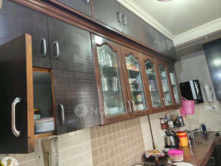 2 BHK Flat For Sale  In Janakpuri