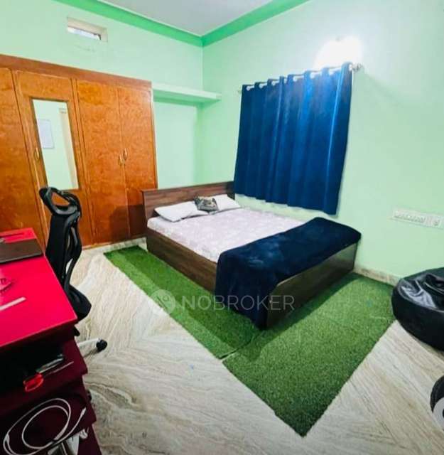 Single Room for Male In 2 BHK  In Marathahalli