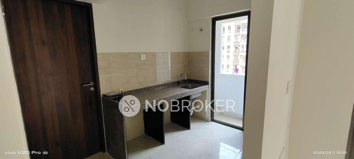 1 BHK Flat In Sunteck West World For Sale  In Naigaon East, Mumbai