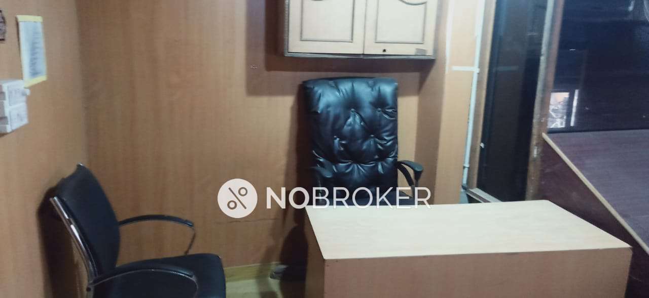 Office Space in Laxmi Nagar, Delhi for Rent 
