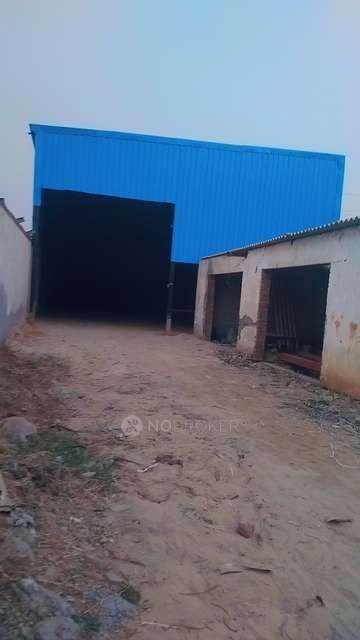 Godown/Warehouse in Sunder Deep College Of Management & Technology, Ghaziabad for Rent 