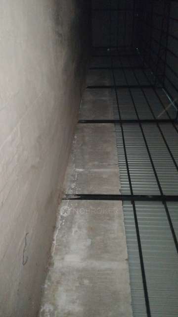 Godown/Warehouse in Sunder Deep College Of Management & Technology, Ghaziabad for Rent 