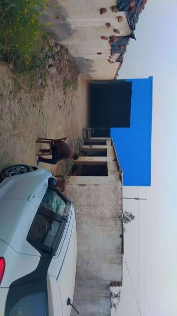 Godown/Warehouse in Sunder Deep College Of Management & Technology, Ghaziabad for Rent 