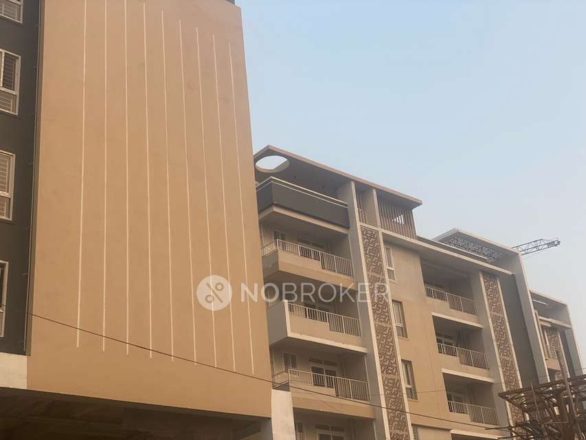 3 BHK Flat In Saritha Serene for Rent  In Gunjur 