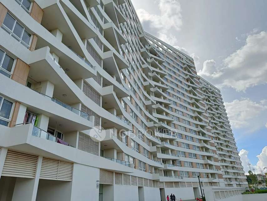 Single Room for Female In 3 BHK  In Mantri Lithos In Manyata Tech Park