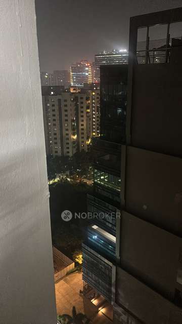 Single Room for Male In 3 BHK  In Mantri Celestia In Gachibowli