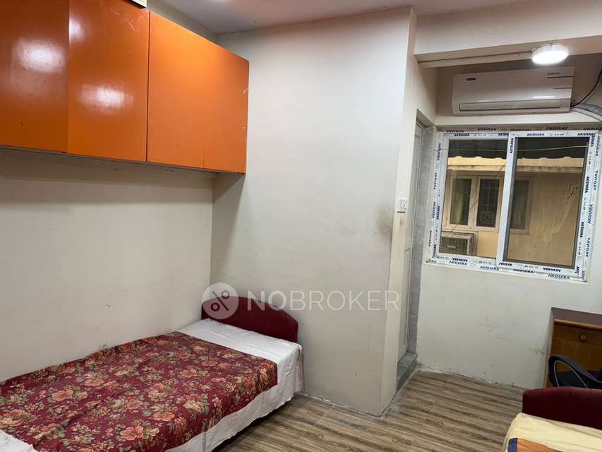 1 RK Flat In Laxmi Nivas, Egmore for Rent  In Egmore