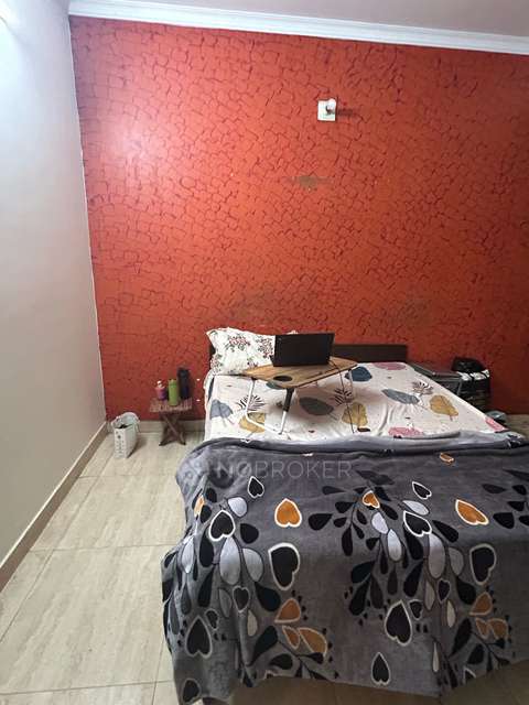 Single Room for Female In 2 BHK  In Ds Heights In Sector 14