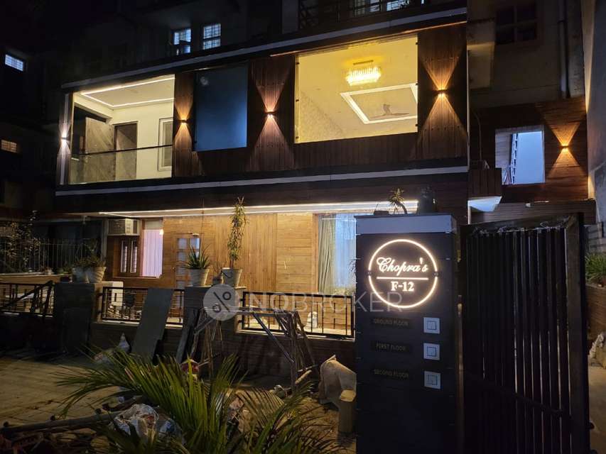 4 BHK Villa In Unitech Singleton Floors South City for Rent  In Sector 50