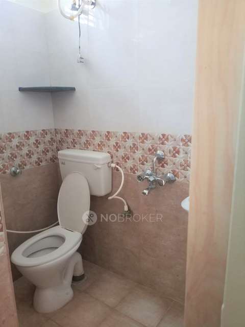 2 BHK Flat In Venkateshwara Nilaya Munekolala for Rent  In Marathahalli