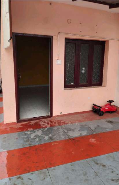 1 RK House for Rent  In 1124, 19th Central Cross Street