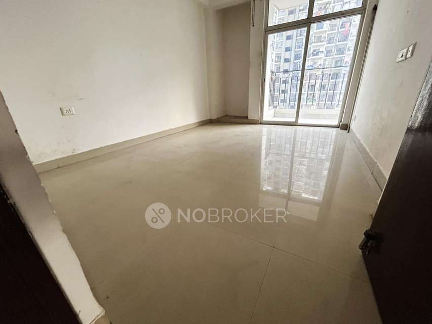 3 BHK Flat In Nirala Aspire for Rent  In Panchsheel Greens 2