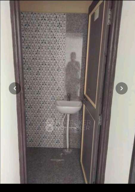 1 RK Flat In Scapers Square for Rent  In Dhanori