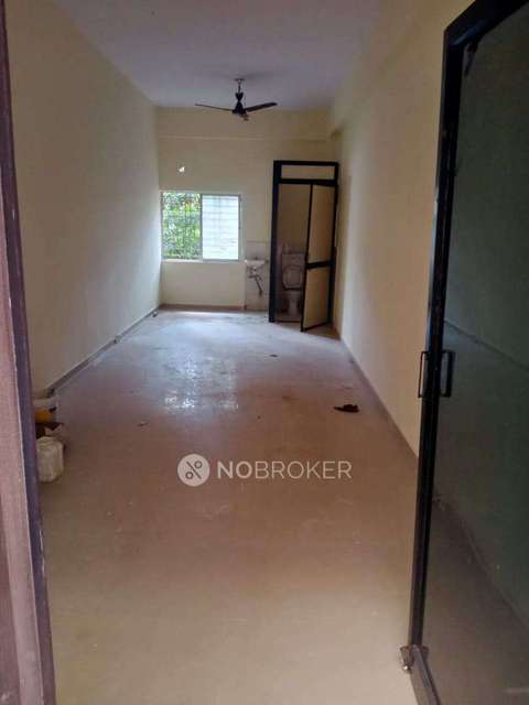 Shop in Chinchwad, Pune for sale 