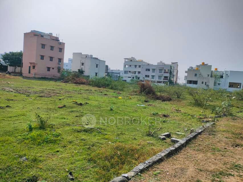 Plot For Sale  In Old Perungalathur