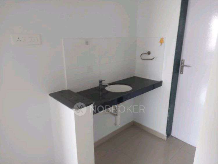 2 BHK Flat In Palladium Homes, Dhanori Road for Rent  In Palladium Homes