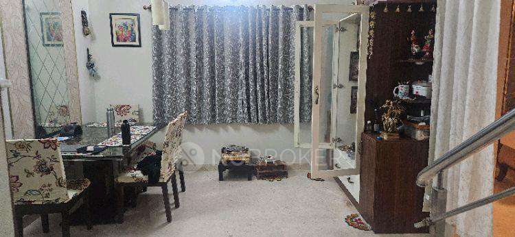 4+ BHK House For Sale  In Lakeshore Garden