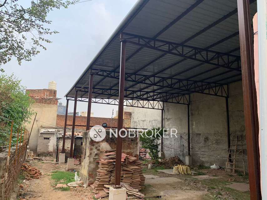 Godown/Warehouse in Ghukna, Ghaziabad for sale 