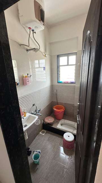 Shared Room for Male In 2 BHK  In Standalone Building  In Kothrud 