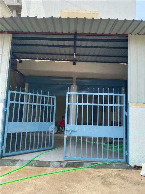 Shop in Kasturi Market, Pune for Rent 