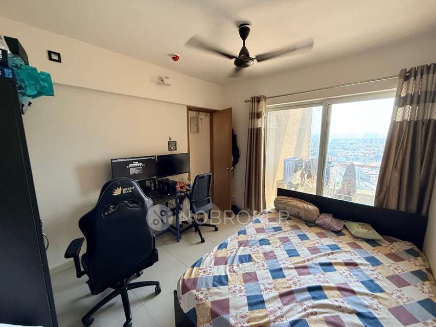 2 BHK Flat In Signature Park for Rent  In Signature Park