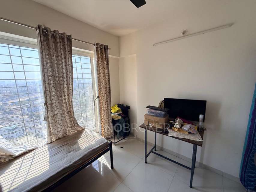 2 BHK Flat In Signature Park for Rent  In Signature Park