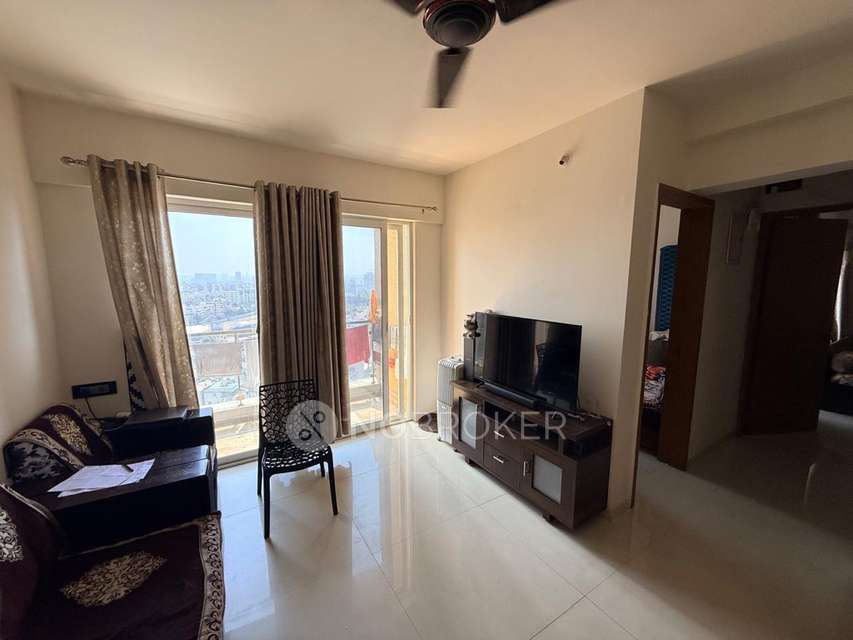 2 BHK Flat In Signature Park for Rent  In Signature Park