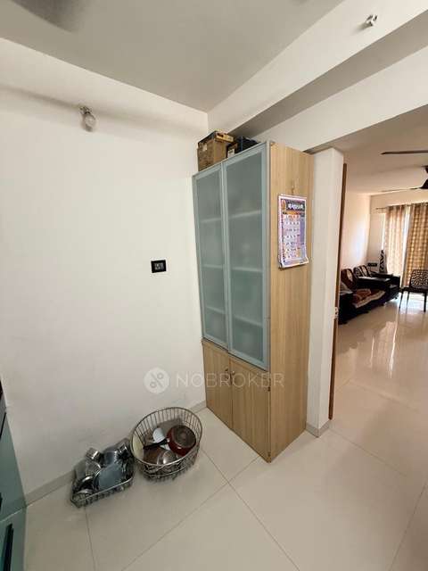 2 BHK Flat In Signature Park for Rent  In Signature Park